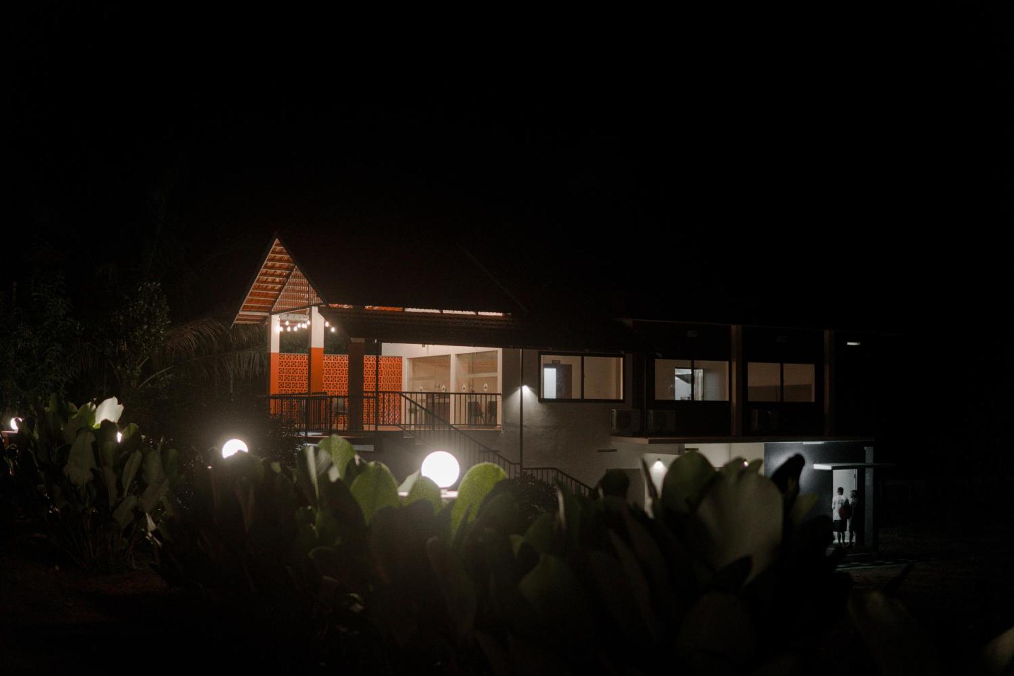 Rockdale Resort Nilambūr Exteriör bild