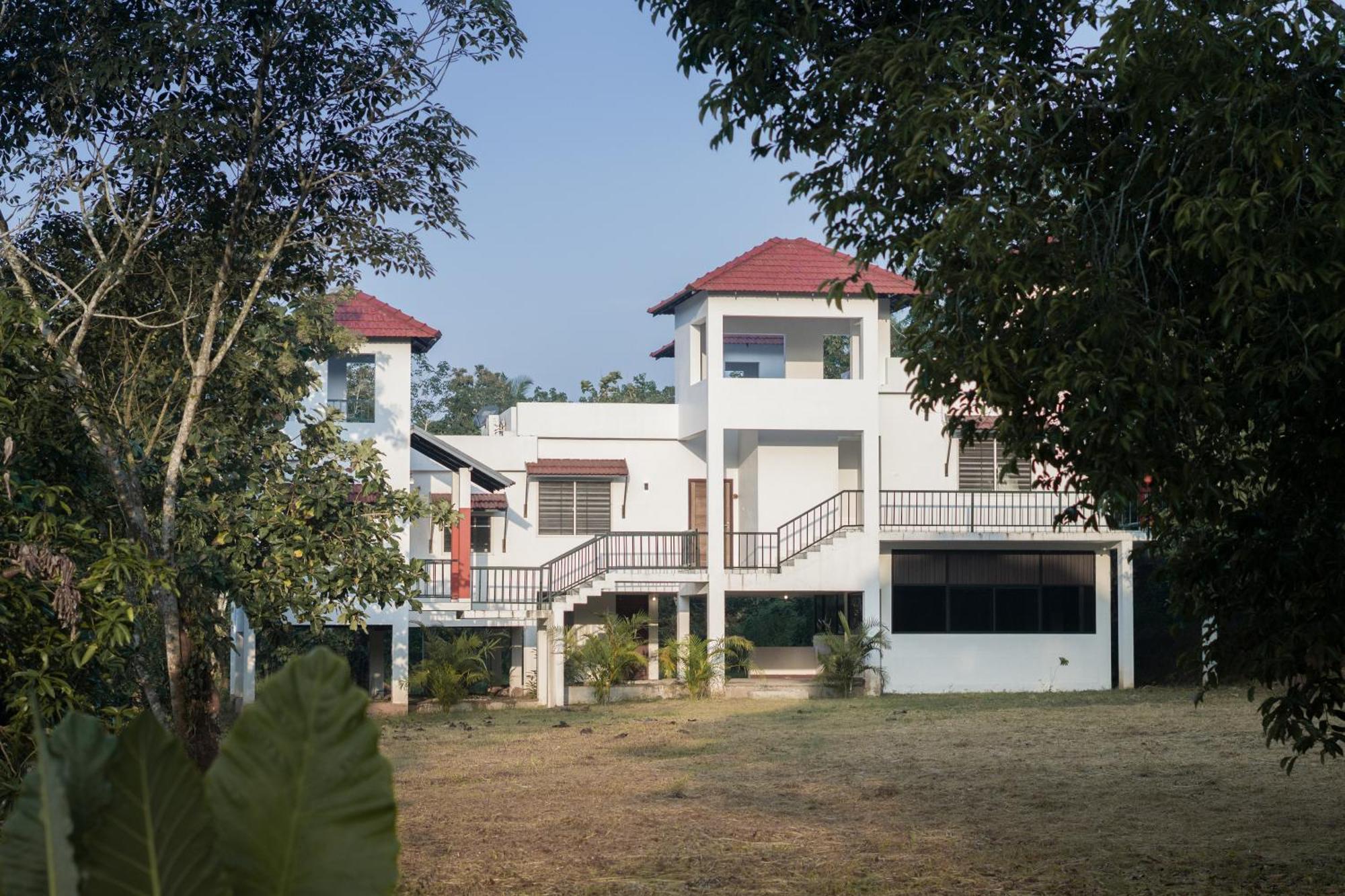 Rockdale Resort Nilambūr Exteriör bild