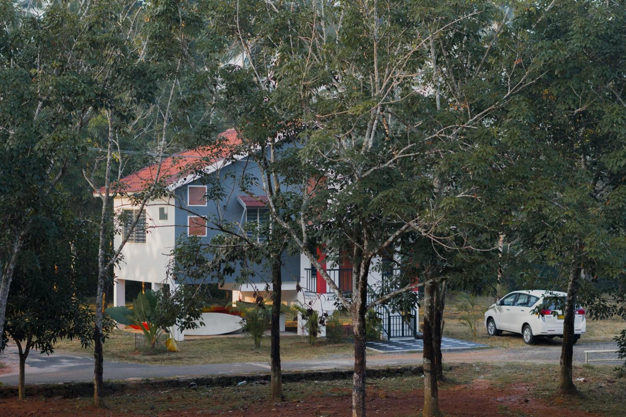 Rockdale Resort Nilambūr Exteriör bild